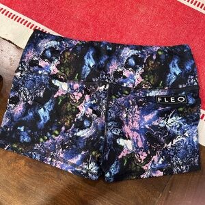 Fleo Women's Blue and Pink Athletic Shorts High Rise Original